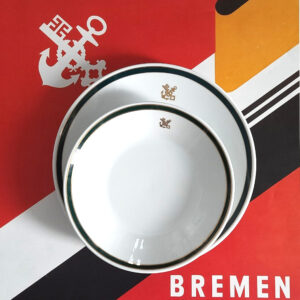 6 flache + 6 tiefe Porzellan Teller von 1959 – TS “BREMEN”, Norddeutscher Lloyd – Rosenthal handbemalt – Reederei-Logo in Goldauflage