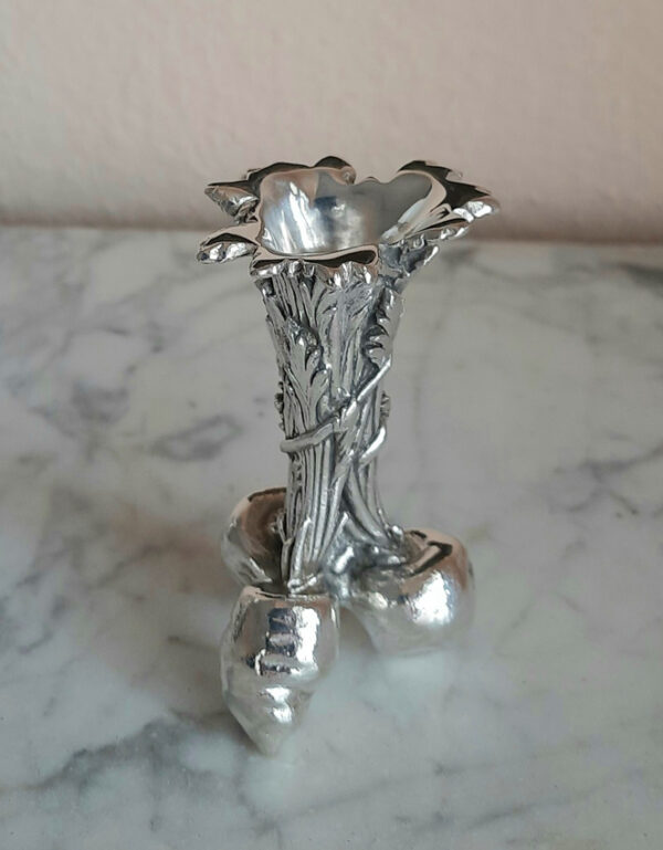 Kleine Drei-Karotten-Vase um 1930 (petit vase aux trois carottes) - Christofle, Bronze versilbert - aus ehemaligem Berliner Grandhotel – Bild 3