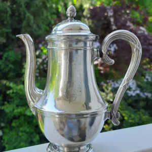 Jugendstil Kaffeekanne von 1907 – Christofle versilbert – Original aus dem Hotel ADLON, Berlin – Erstausstattung
