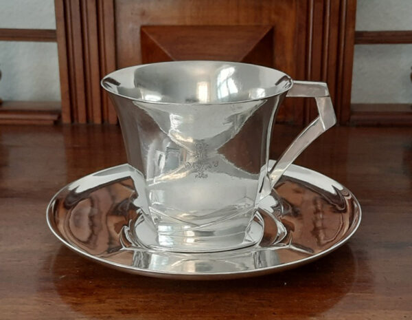 Art Déco KünstlerEntwurf - Große SchokoladenTasse/Untertasse um 1925 - Christofle/Gallia versilbert - aus berühmtem Pariser Restaurant – Bild 2
