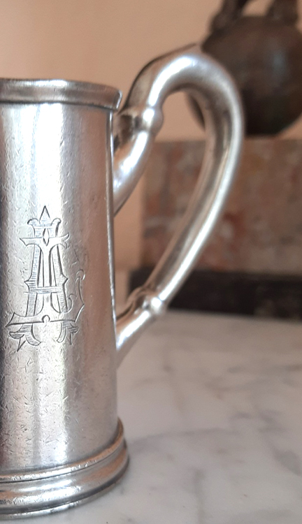 Antikes Milchkännchen um 1915 versilbert Bohrmann Nachf. Frankfurt aus Schweizer GrandHotel – Bild 3