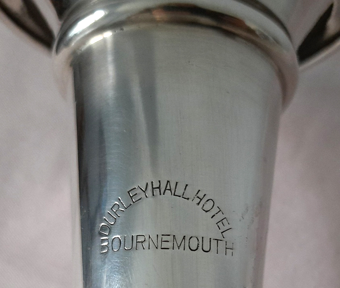 Art Déco elegante Tischvase um 1930 versilbert Dobson & Sons Durley Hall Hotel, Bournemouth – Bild 6