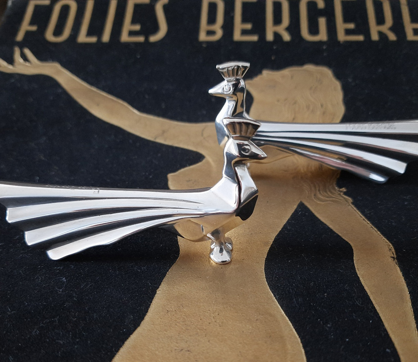 Paar figürliche Messerbänkchen 1950er Jahre KünstlerEntwurf versilbert Christofle aus berühmtem Pariser RevueTheater