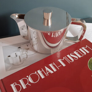 Art Déco Teekanne 1935   WerksEntwurf  versilbert  Krupp Milano  aus italienischem Golfhotel, Milano Marittima