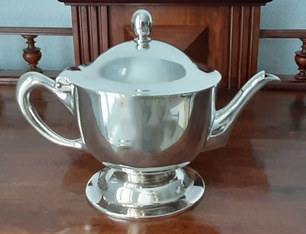 Art Déco versilbertes Teekännchen ca. 1925 Silberschmiede Jean Held GmbH, Frankfurt Hotel Continental München – Bild 7