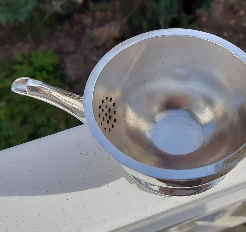 Art Déco versilbertes Teekännchen ca. 1925 Silberschmiede Jean Held GmbH, Frankfurt Hotel Continental München – Bild 8