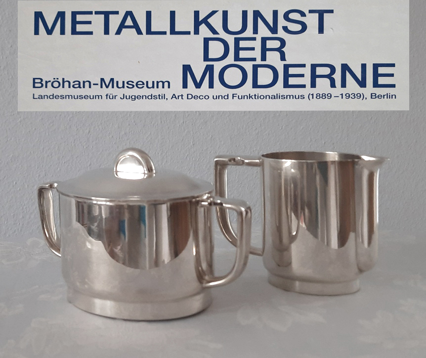 Art Déco Zuckerdose und Sahnegießer von 1935 versilbert, Werksentwurf Krupp Berndorf aus legendärem Café in Venedig – Bild 2