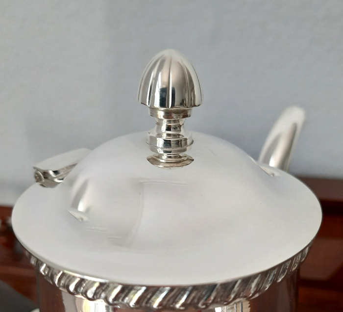 Seltene US Navy Kaffee-, Kakao- und/oder Teekanne um 1940, qualitätsvoll versilbert, Reed & Barton U.S.A. – Bild 6