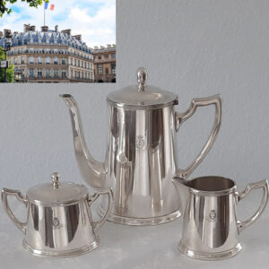 Kaffeekern um 1915, Kreuzband Dekor, versilbert C.F. Hutschenreuter, aus legendärem Pariser Grandhotel