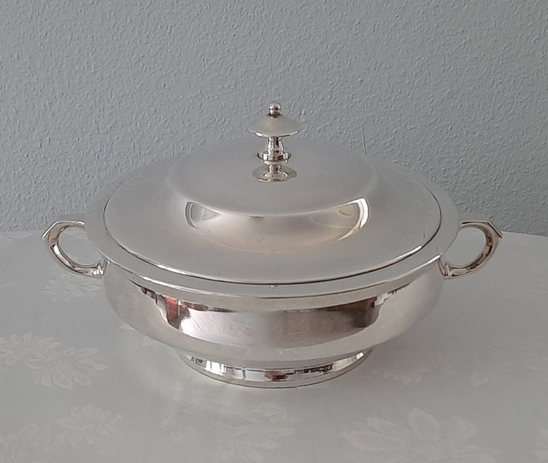 Große Jugendstil Servierschüssel/Deckel um 1910, versilbert Wellner, Bordgeschirr 1. Klasse Deutsche Ost-Afrika Linie (D.O.A.L.) – Bild 9