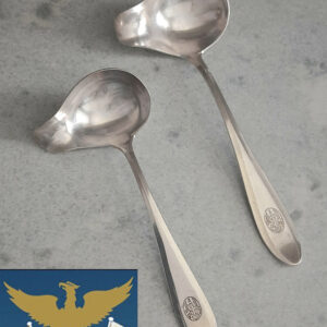 2 antike maritime Saucenkellen von 1922, versilbert Krupp Berndorf, Passagierdampfer RESOLUTE, United American Lines (U.A.L.)